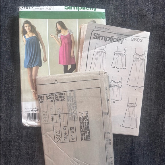 Simplicity Dress Pattern 3882 - Picture 2 of 4